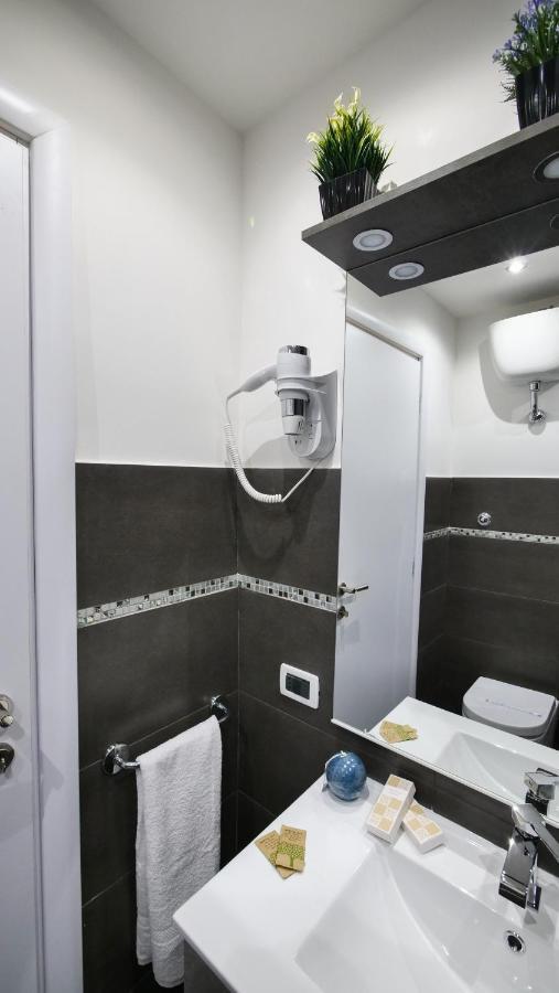 רומא Home Suites Giolitti מראה חיצוני תמונה